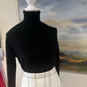 100% Cashmere turtleneck sweater